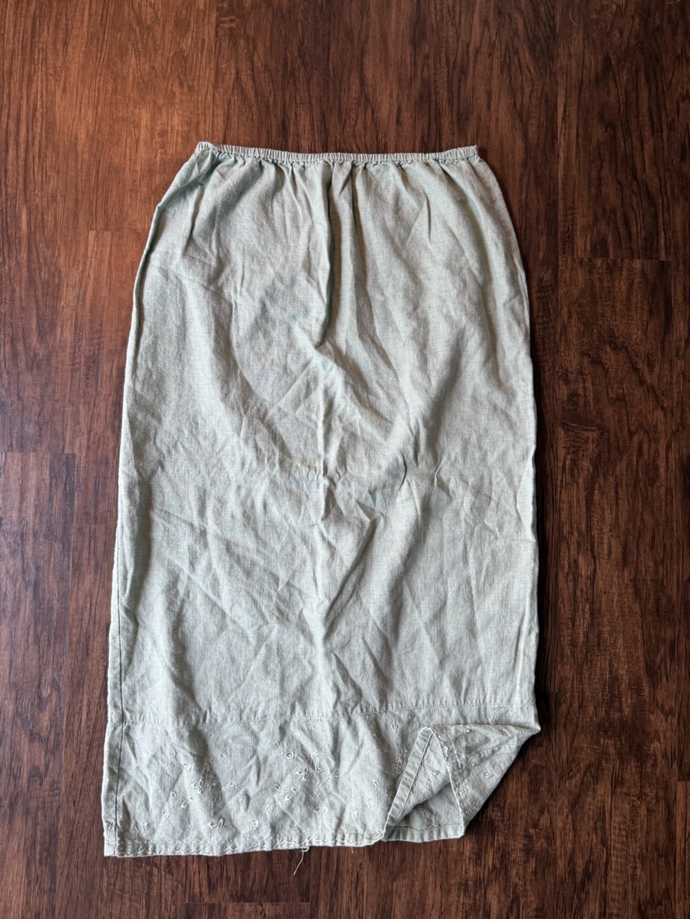 Vintage embroidered feminine linen blend Women’s sage Green Midi Skirt